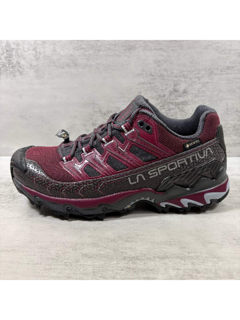 La Sportiva Ultra Raptor II GTX Gore-tex Hiking Shoes - Women's Size 7 Wide